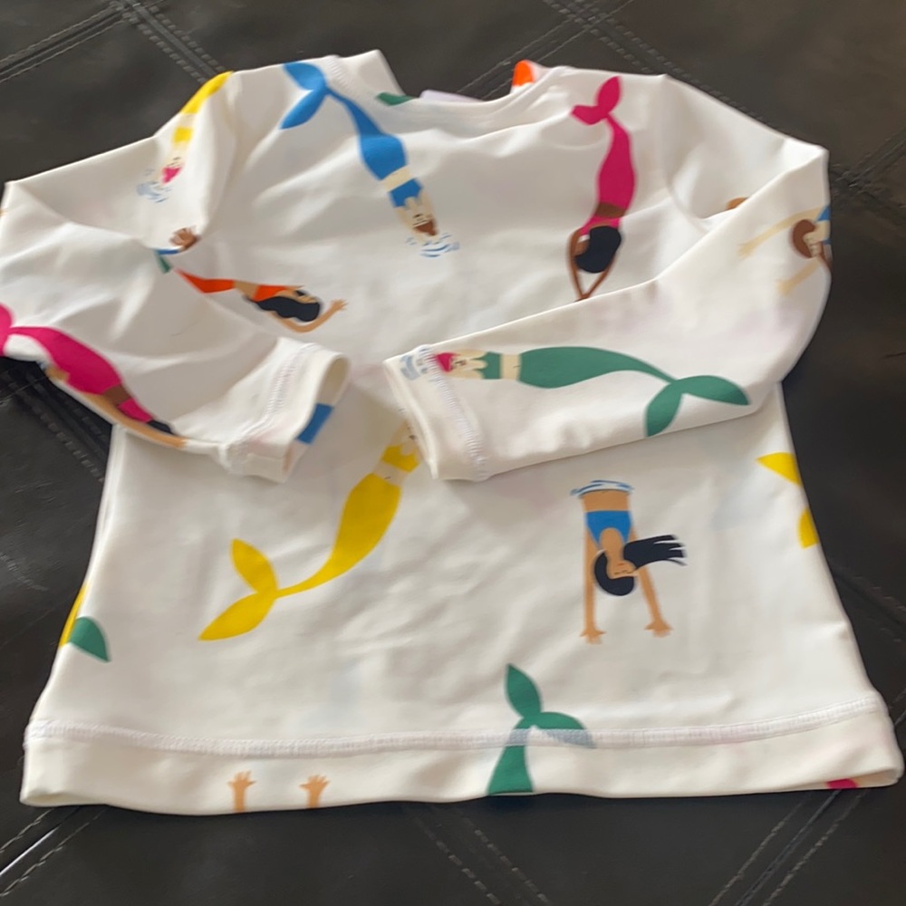 Hanna Anderson girl size 3 swimsuit top mermaids - Picture 3 of 4